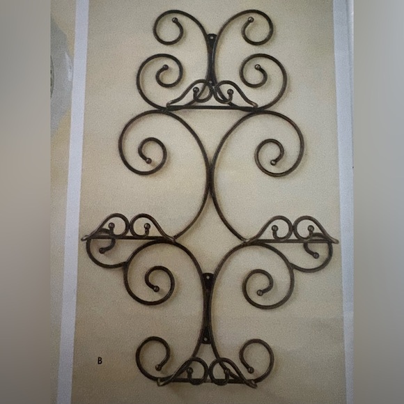 Princess House Metal wall Holder - Picture 4 of 4